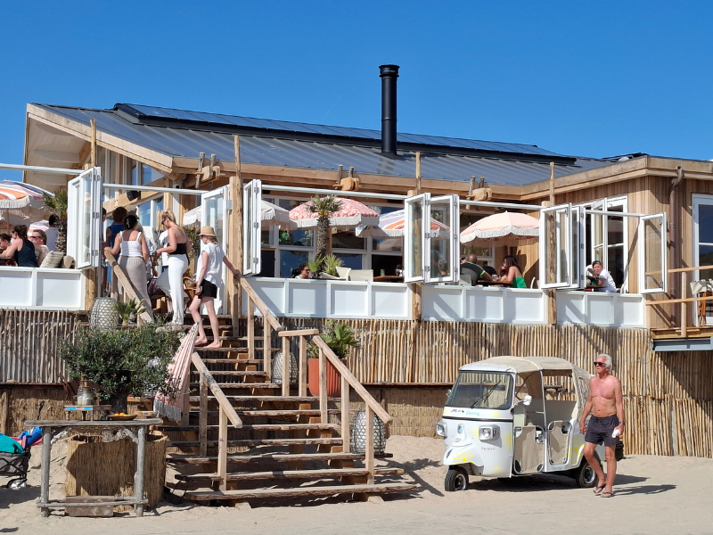 Strand Deining Castricum Felsbeplating zonder ril Orion