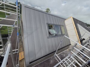 finish klik felsdak 500 aanbouw dak 1