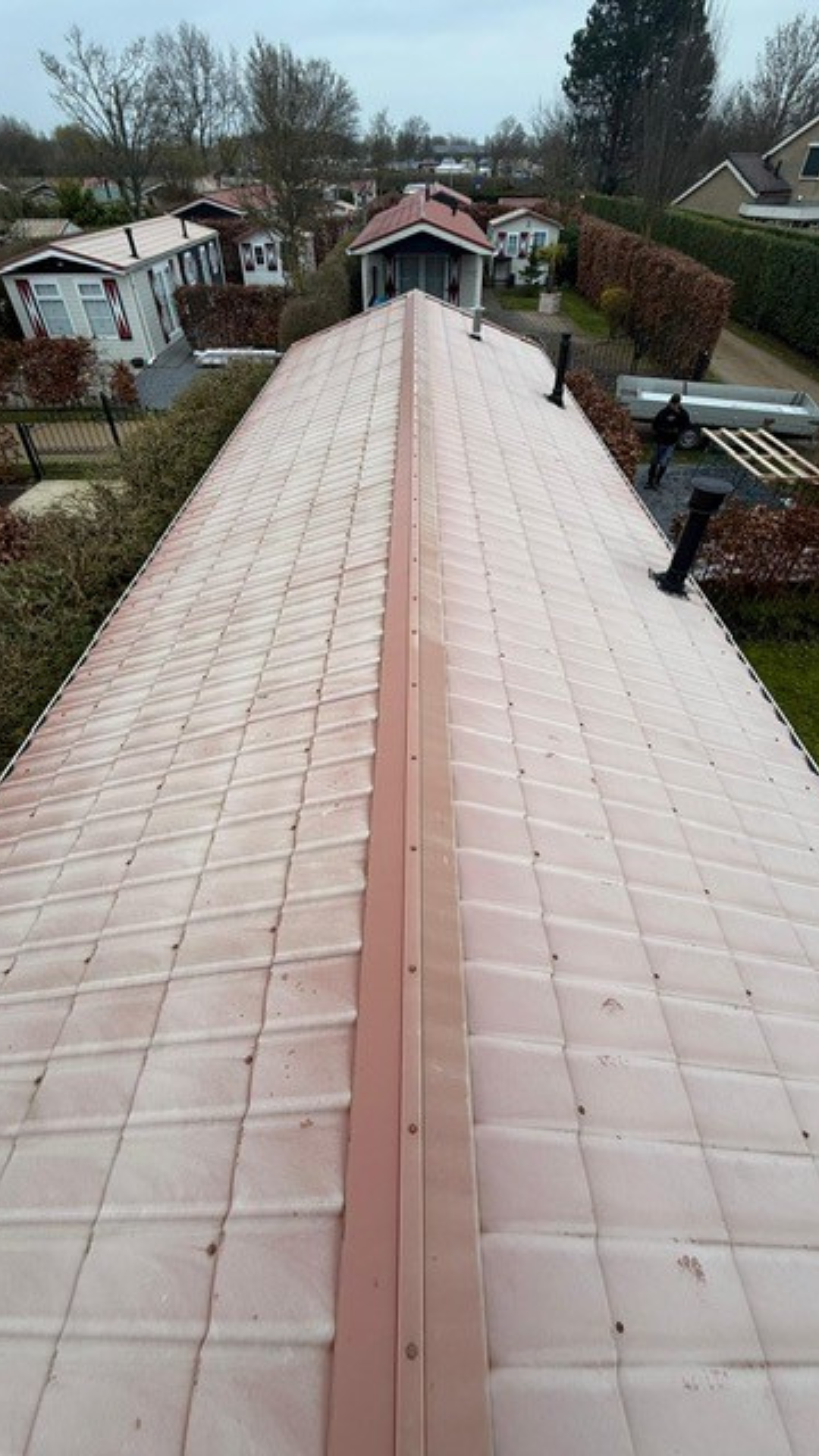 renovatie vakantiewoning met finish kingstile dakpanplaat 1